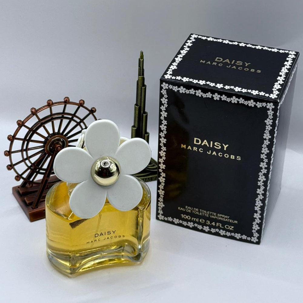 Daisy Eau de Toilette Spray for Women 3.4 oz / 100ml